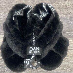 Madden NYC Crossband Platform